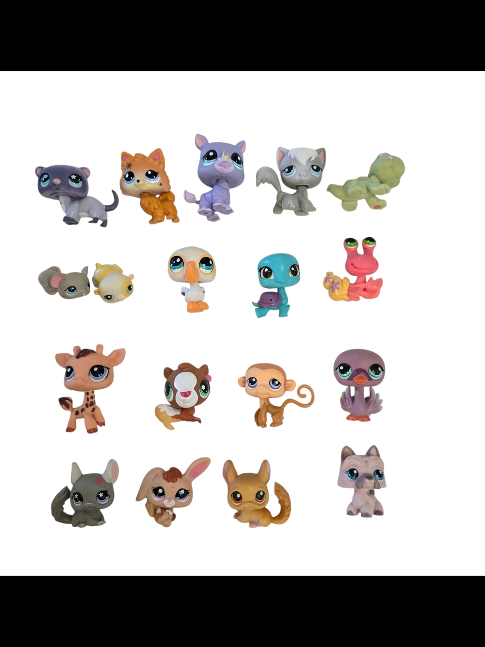 Littlest Pet Shop LPS Mixed Lot Of 18 Pets Dog Cat Bunny Chinchilla Ferret Toys